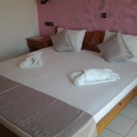 Haus Sofis Apartment Koinira Room photo