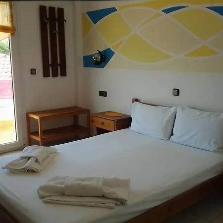 Haus Sofis Apartment Koinira Room photo